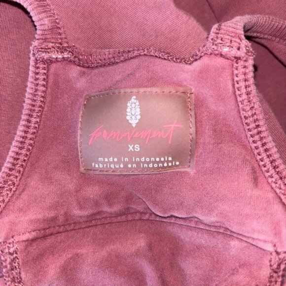 Free People FP Movement mauve Hot Shot onesie size XS - Picture 2 of 3